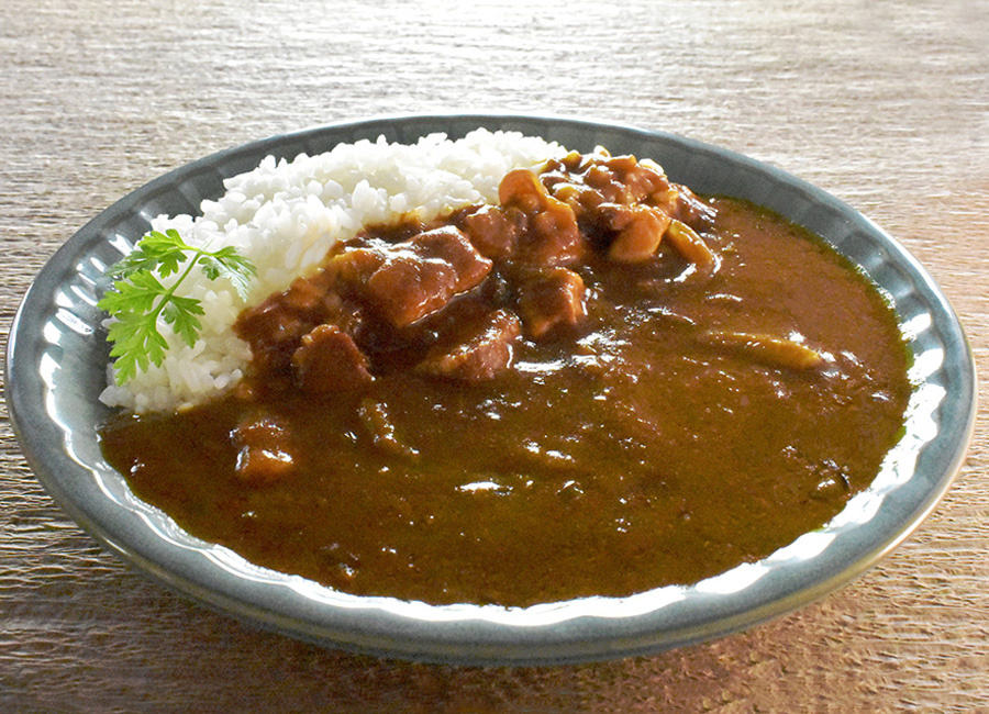 「石ちゃんまいう～!! ぶーぶーカレー」中辛＜ポークカレー＞